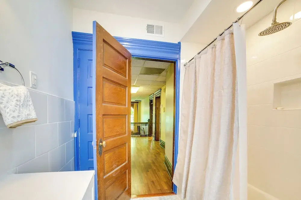 Spacious Pittsburgh Rental: Walk to Frick Park!