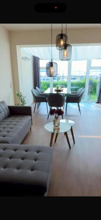 Frisch renoviertes FH Südblick am Meer in Breege, Meerblick von allen drei Etagen, Terrasse, Balkon, Sauna und Parkplatz