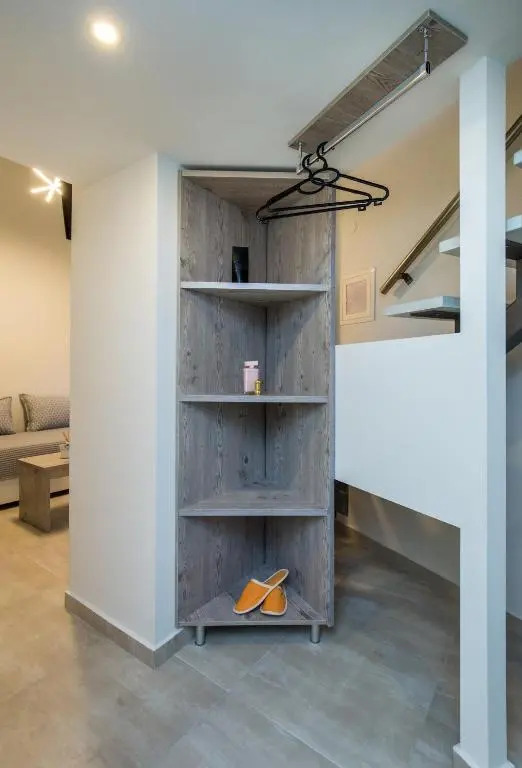 Mr & Mrs K Lofts