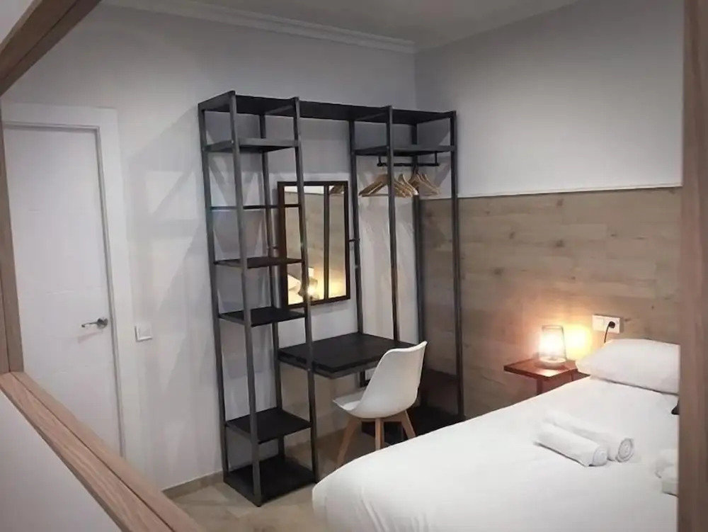 Beautiful and modern apartment close to Alameda de Hércules