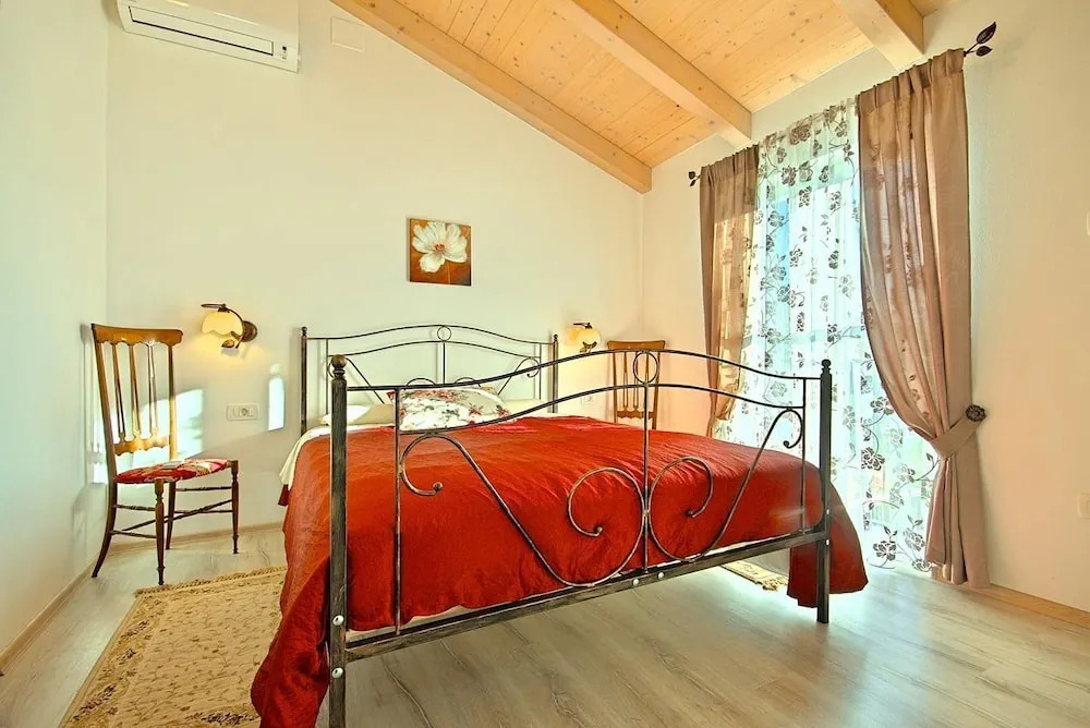 Villa Mala
