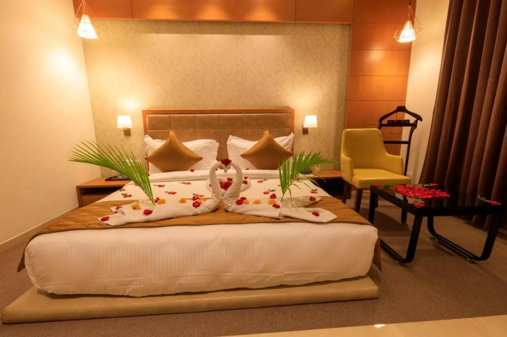 Lords Eco Inn Jamnagar - Apple Gate