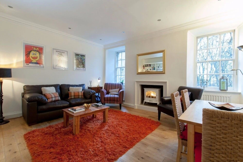 Central Cosy Home for 6 in Edinburgh