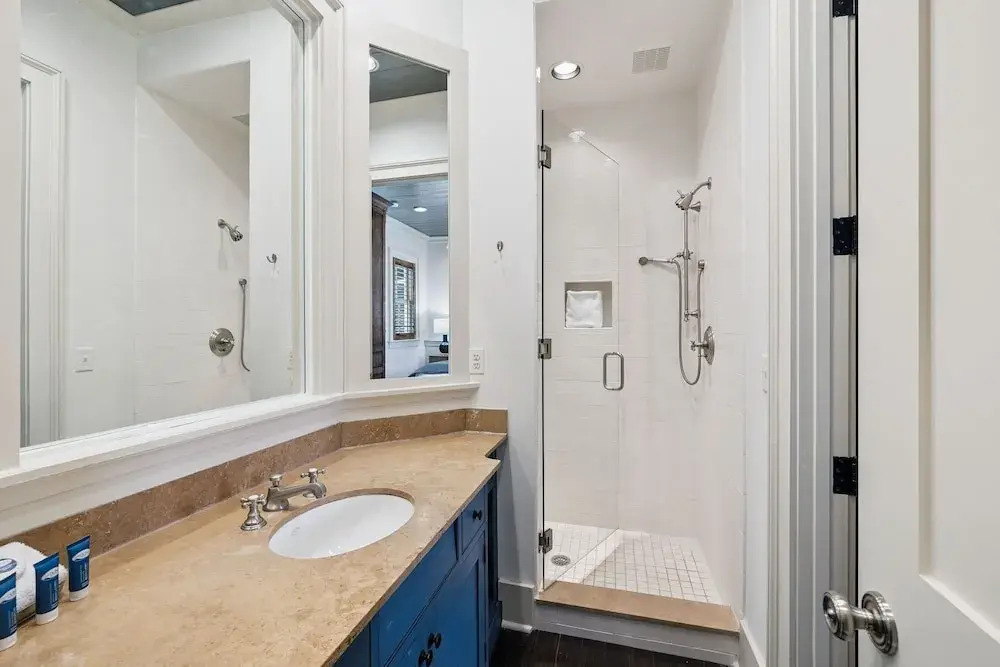 Short Walk to Beach Club, Close to Seaside 3BR Home & Carriage House home