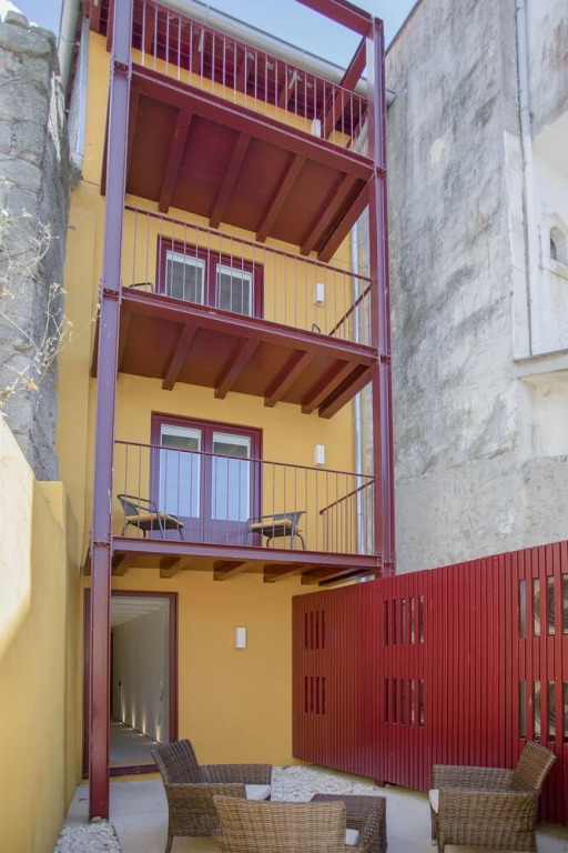 Liiiving in Porto Downtown Cosy Suites