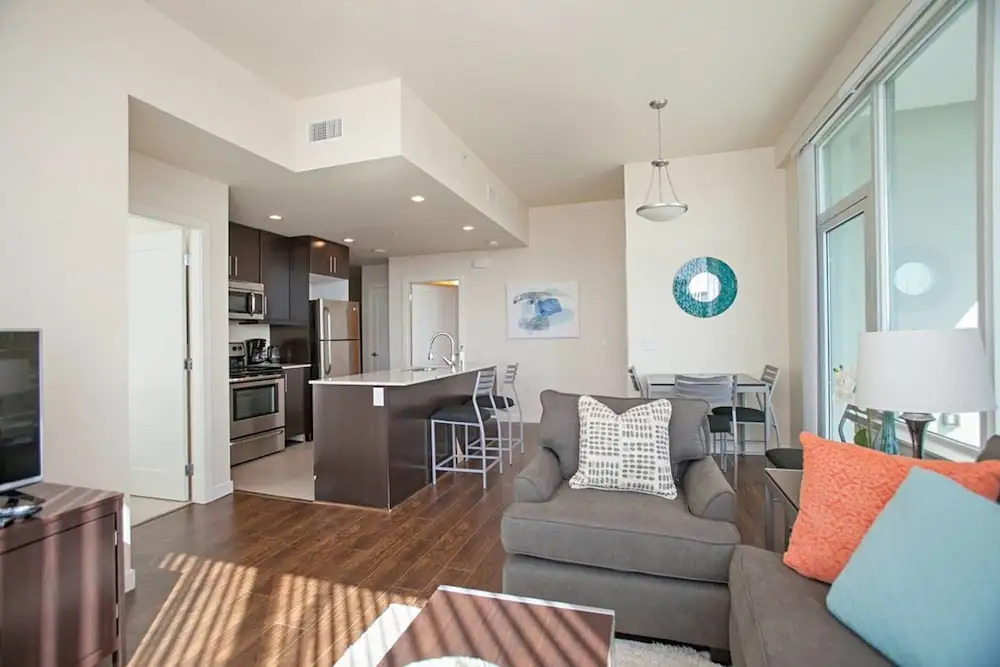 424 15th St Executive 2br