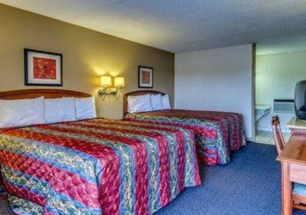 Rodeway Inn Lumberton