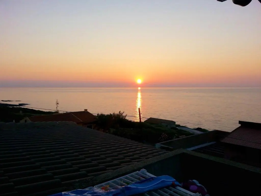 House With 2 Bedrooms in Castelsardo, With Wonderful sea View and Furnished Garden - 200 m From the Beach