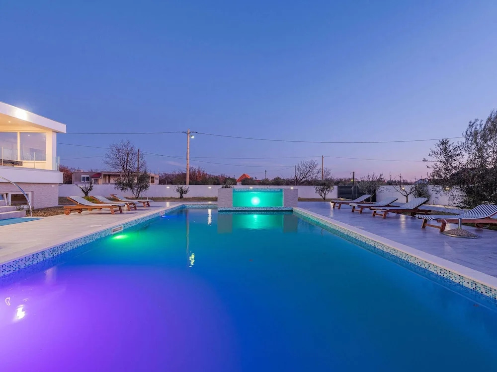 Villa in Galovac with Pool near Zadar