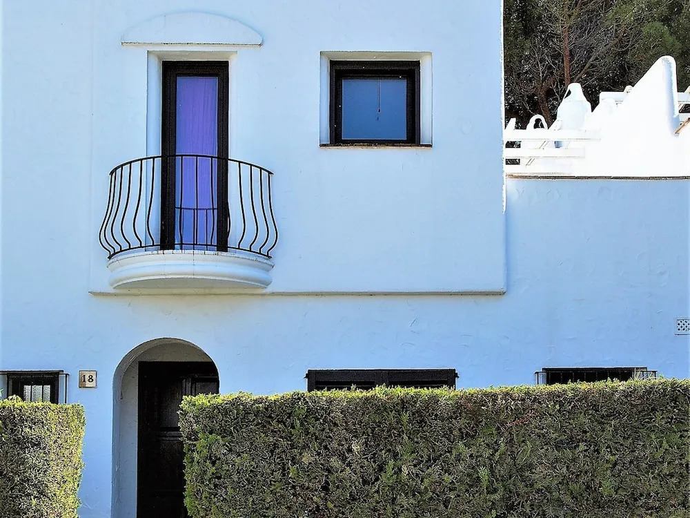 Cozy Holiday Home in Playa de Pals With Swimming Pool