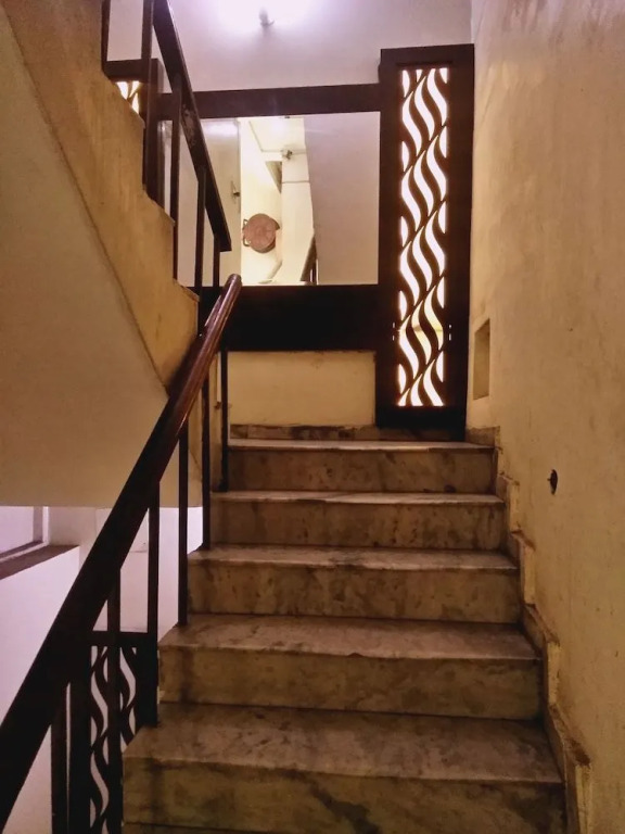 Hotel Maharani -New Delhi Railway Station - Paharganj