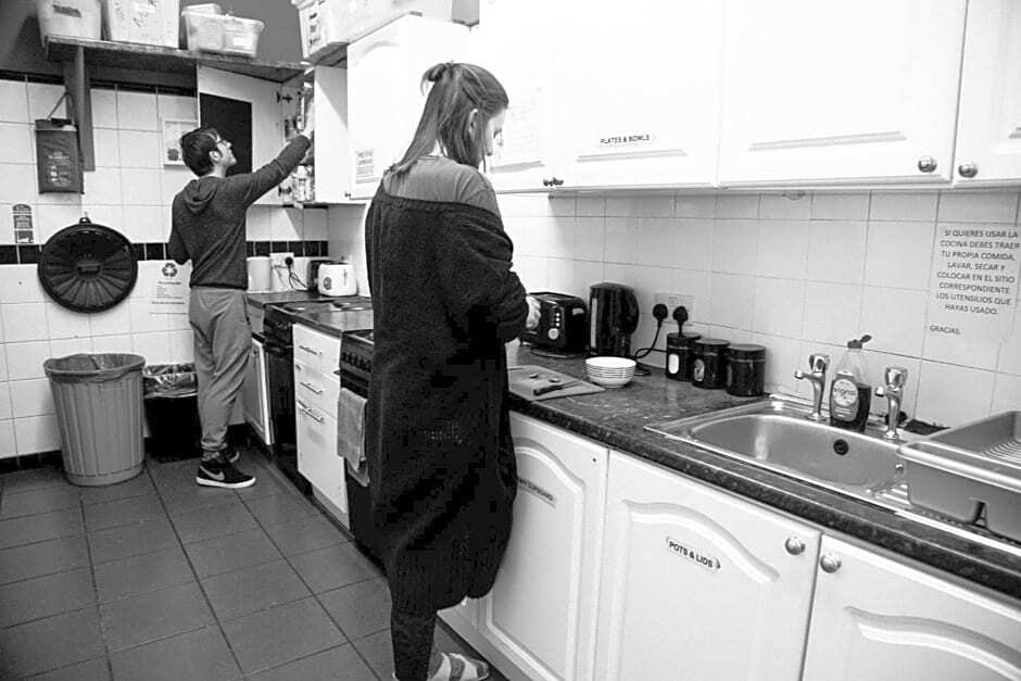 Edinburgh Backpackers - over 18s only