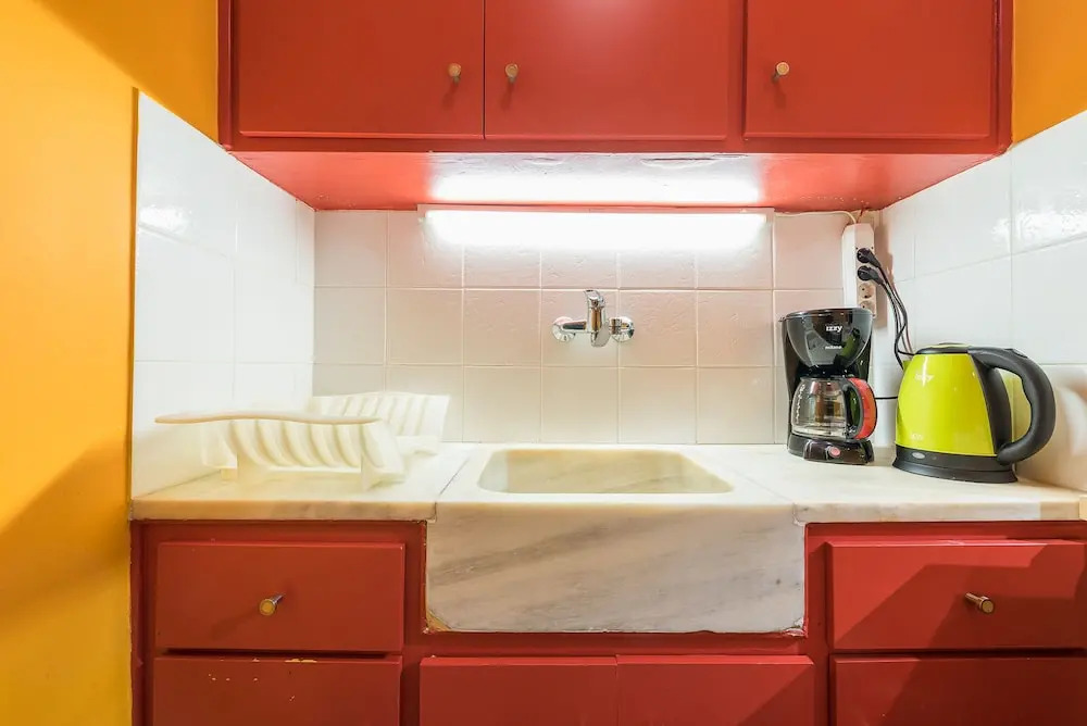 Cozy Athenian Apartment