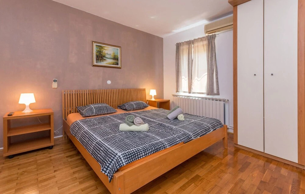 Beautiful Home in Zadar With Outdoor Swimming Pool, Wifi and 4 Bedrooms