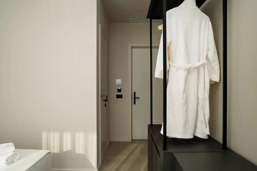 Diamar Suites