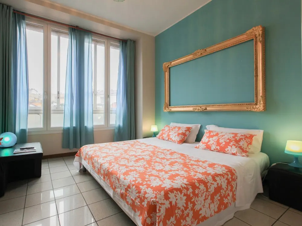 Residence House Aramis Down Town