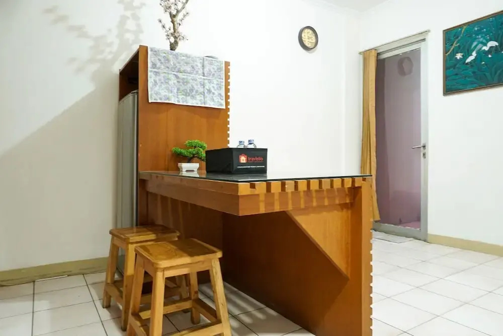 Homey and Warm 2BR Mediterania Palace Apartment