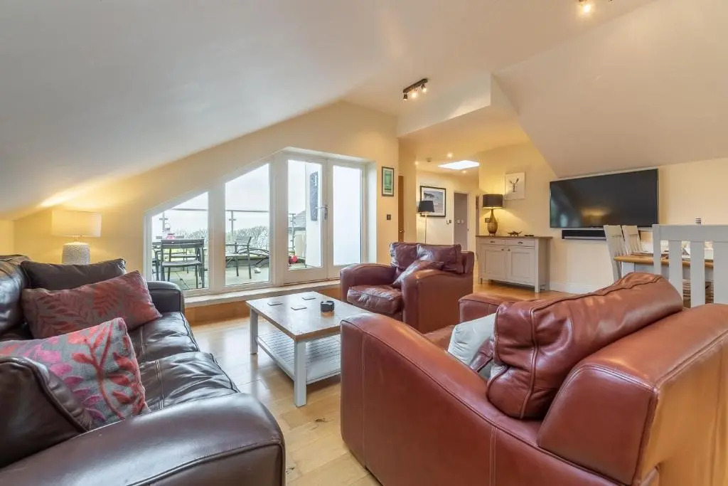 7 Sandy Lane