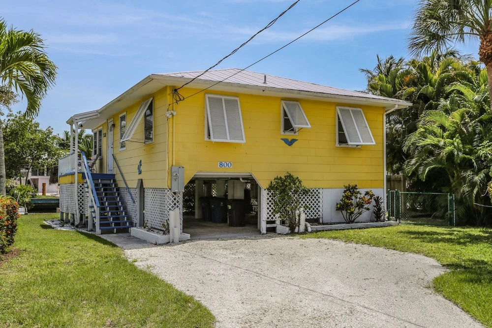 800 Third Street