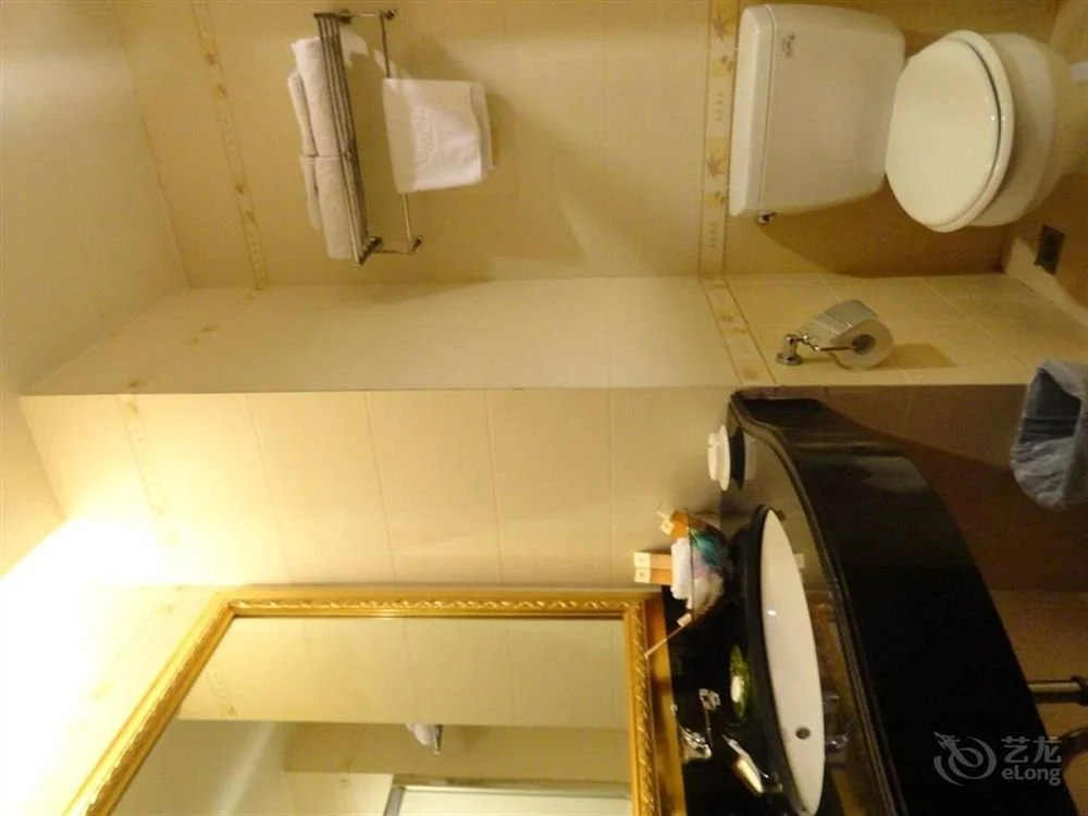 City Convenient Hotel Longhua Subway Station