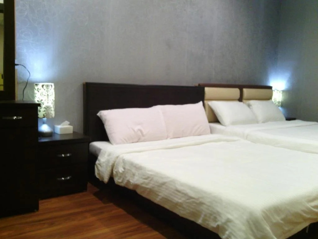 Lev 77 Hostel
