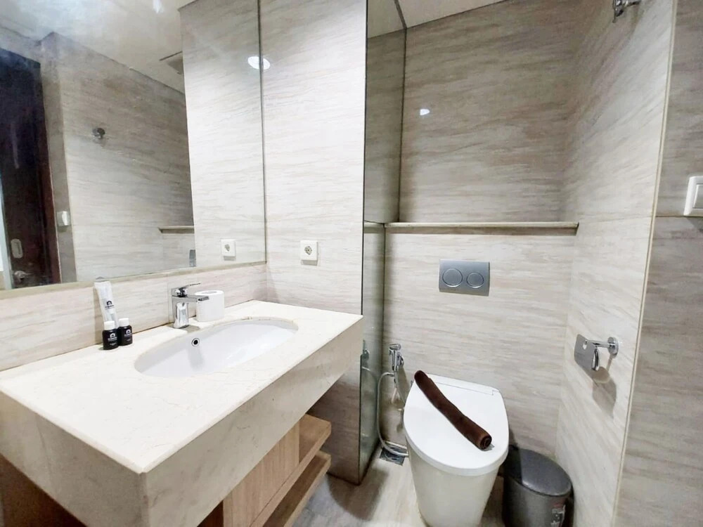 Modern Look 1Br At Uttara The Icon Apartment