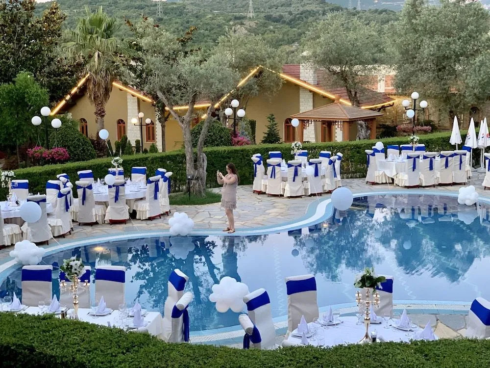 PalmaNova Resort
