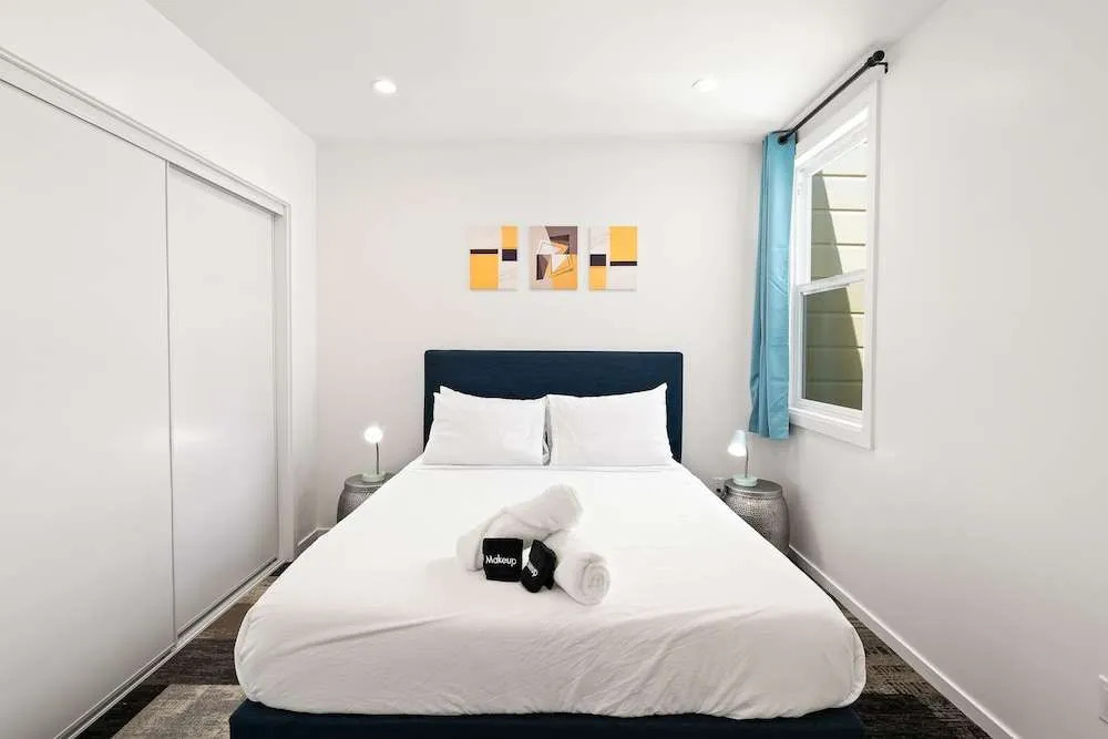 Girard Apartment