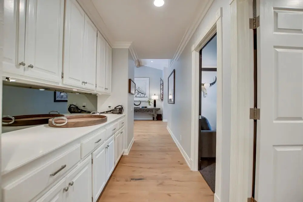 13 - Alpine Luxury Retreat 5 Bedroom Home by Redawning