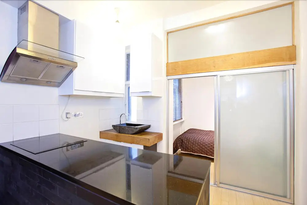 Trafalgar Square Apartments