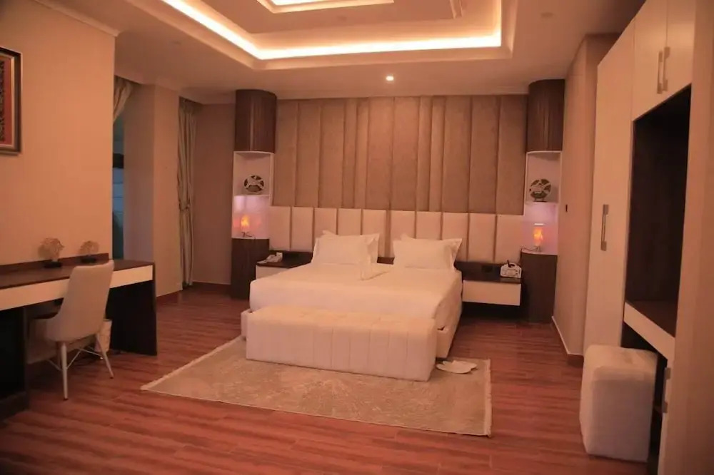 naflet hotel