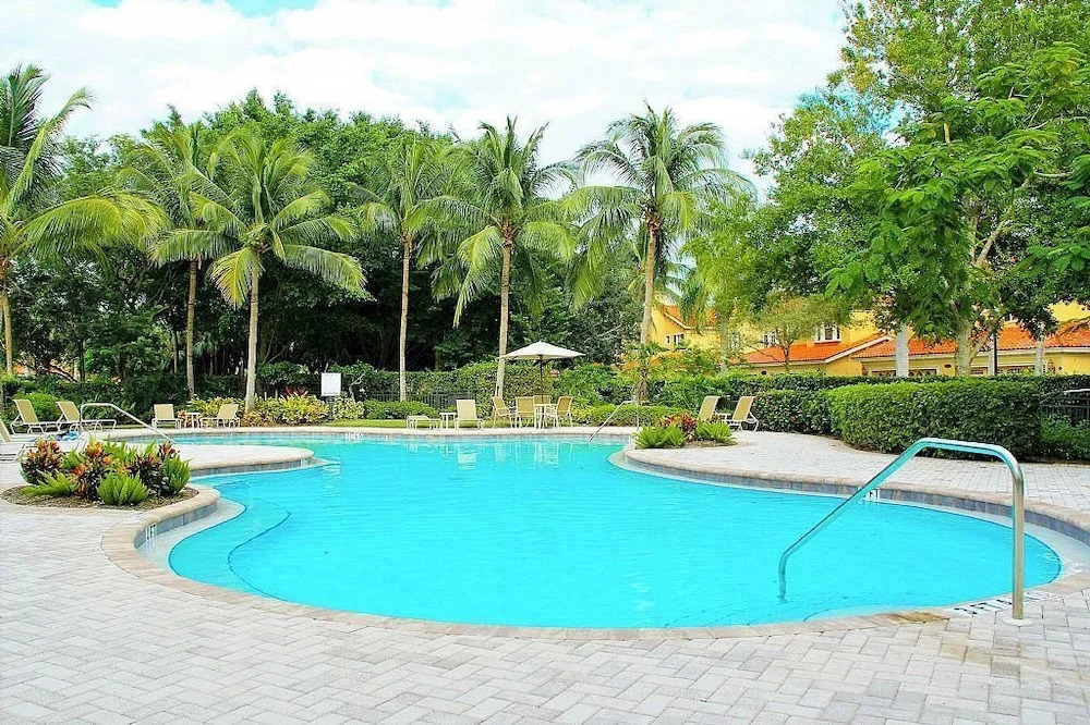 Cascada Way Condo
