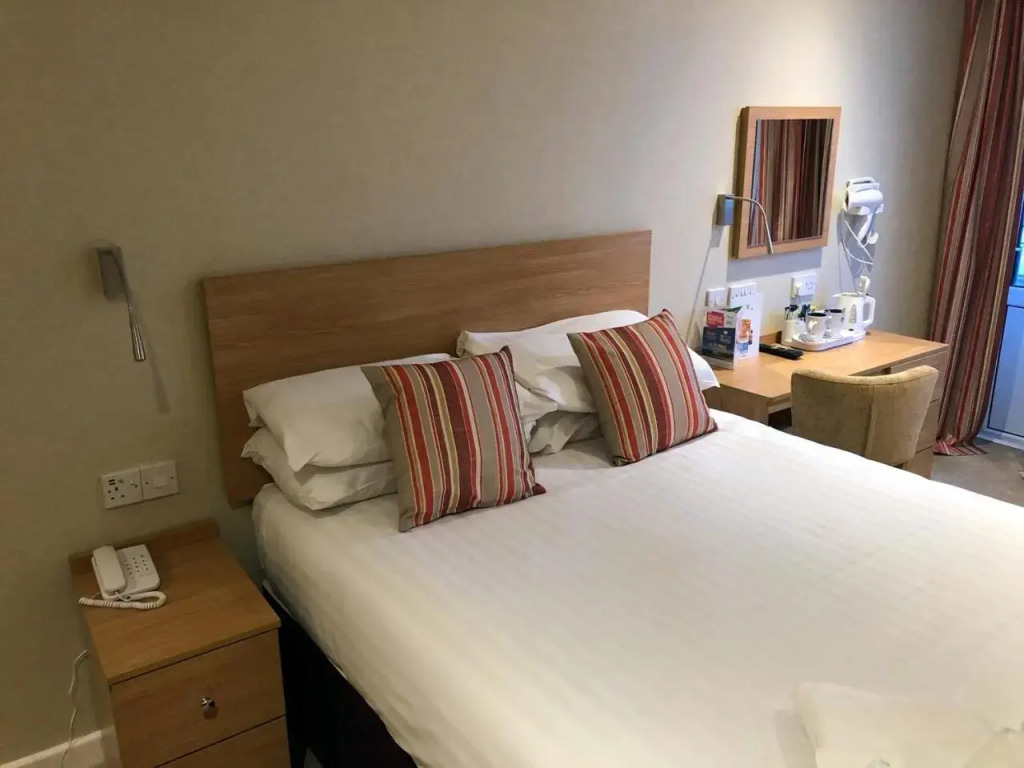 Selborne Hotel