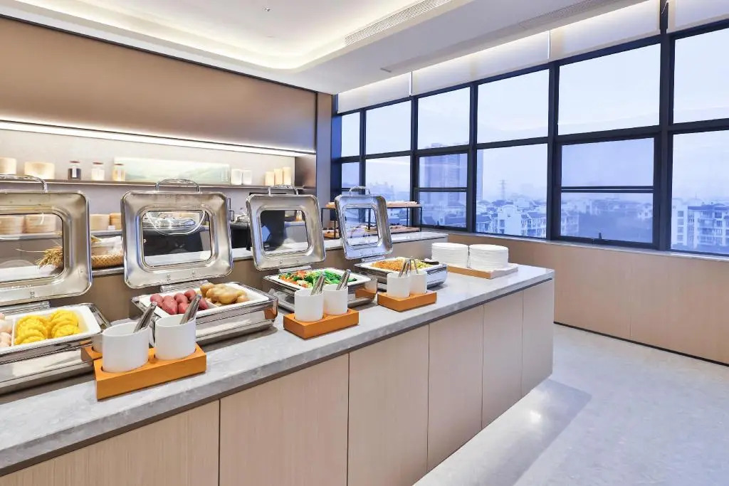 JI Hotel (Guangzhou Baiyun Tongde Subway Station)