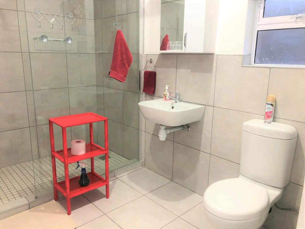 Baylight Accommodation 3 Selfcatering 1 bedroom apartment sleeps 4
