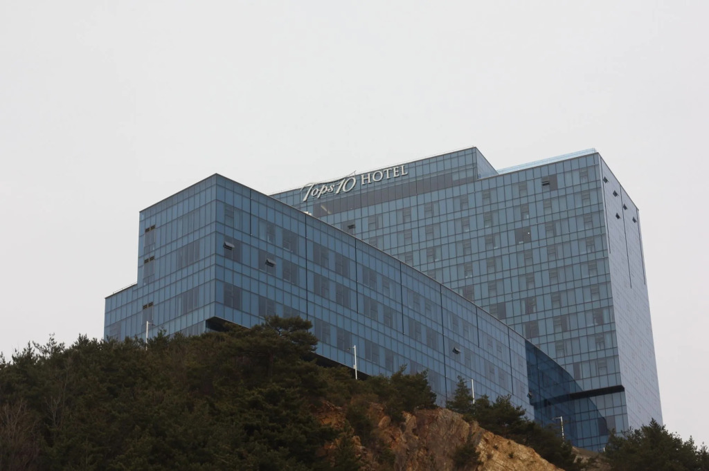 Hotel Tops 10