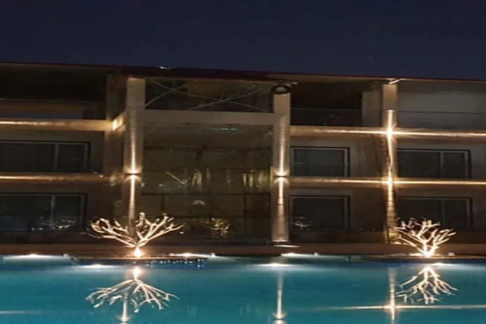 Villa Le Palm - Luxury Resort Near Fateh Sagar Lake (3 KM) Udaipur