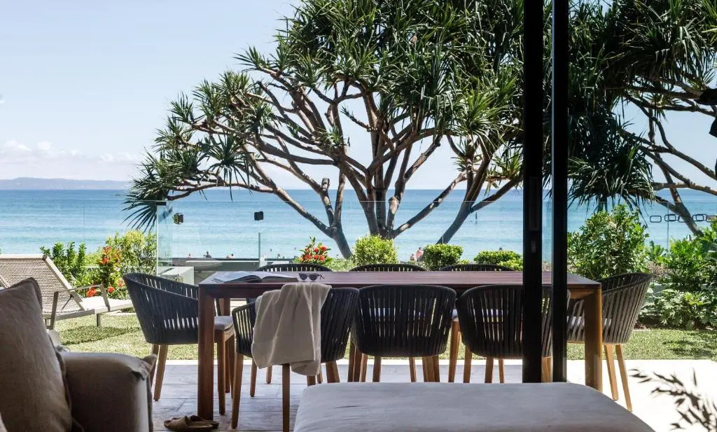 Noosa Court 4 Beachfront Bliss