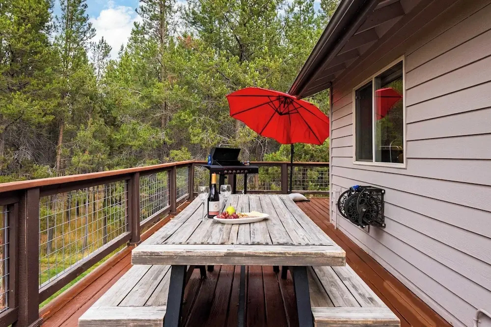 Private Boat Ramp Access Hot Tub, Fire Pit, Deck River Meadows by Avantstay