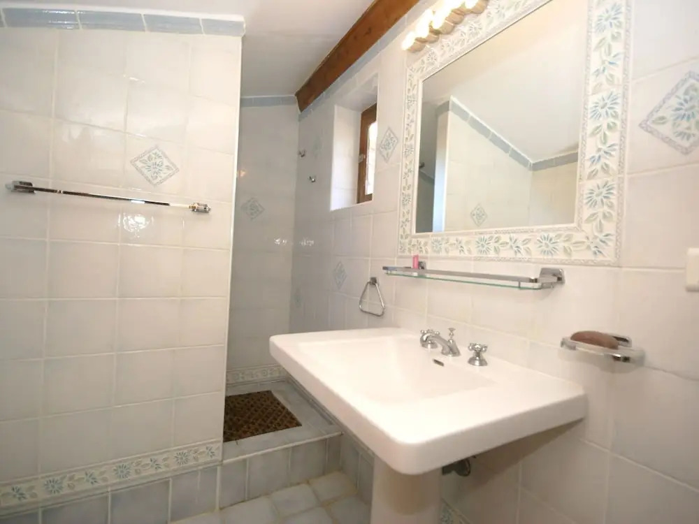 Villa in Crillon-le-brave Near Mont Ventoux