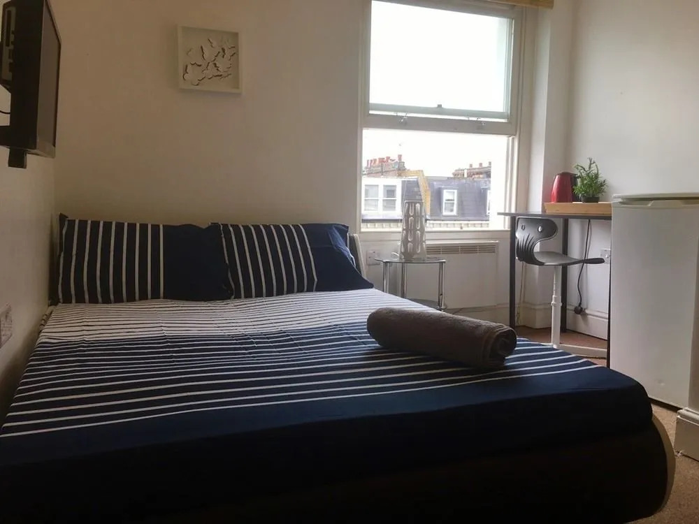 Holland Park Lifestyle Studios