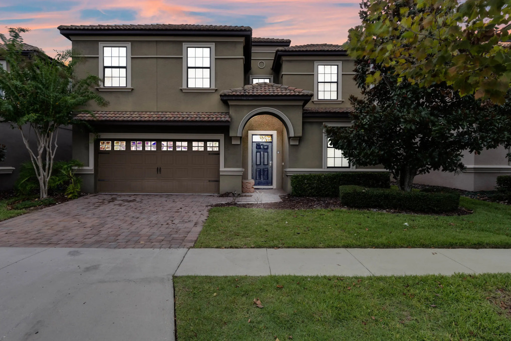 9 Bedrooms 5 Bathrooms Champions Gate 1418Tr
