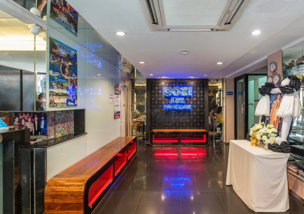 Cozi Inn Hotel, Bangkok
