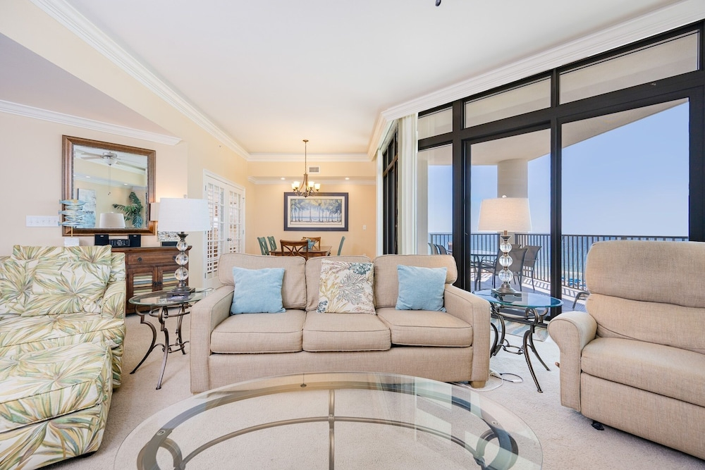 The Oasis 504 Formerly Phoenix West Ii 504 3 Bedroom Condo