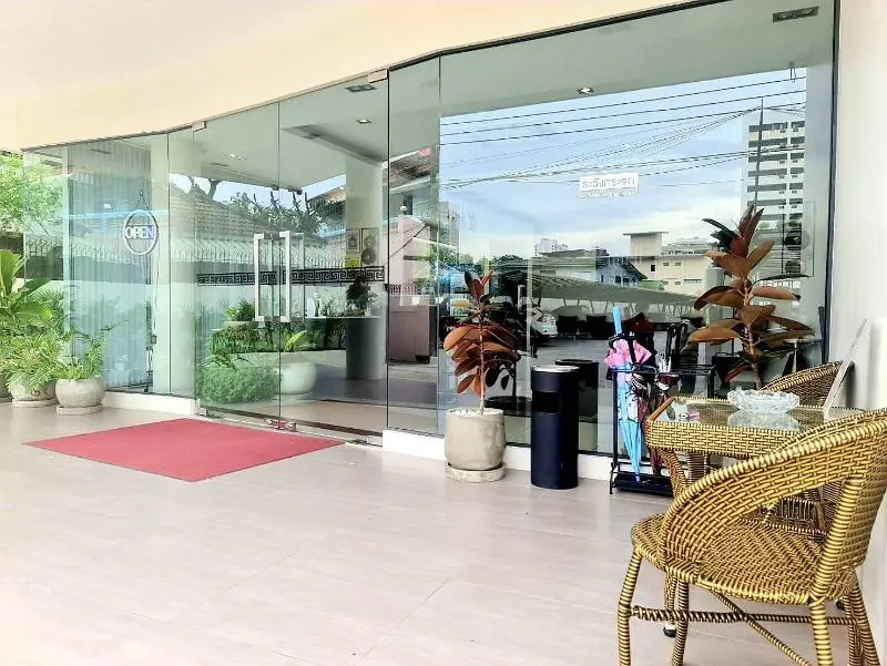 NORN Canalside Bangkok Hotel โรงแรมนอนริมคลอง