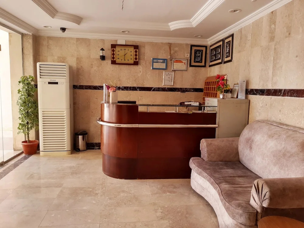 Al Falah Al Raqi by OYO Rooms