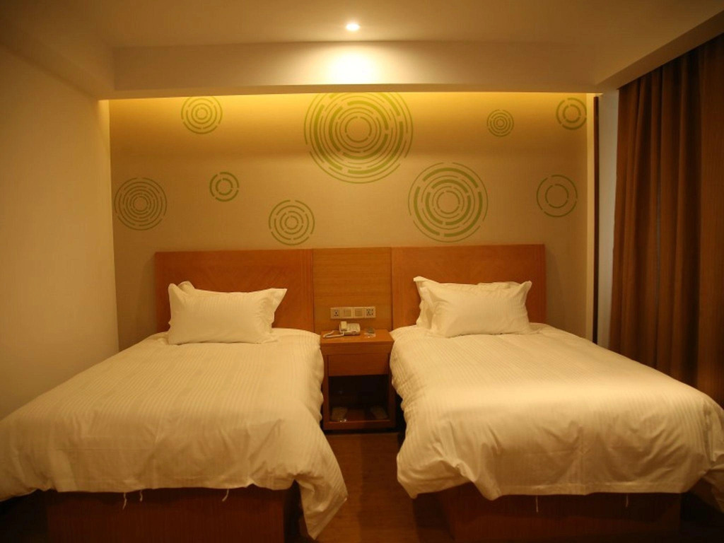 Homeinn Hotel (Suzhou Jinhai Avenue No. 2 High School)