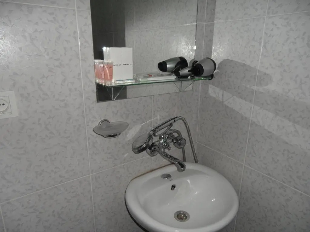 Hotel Nina