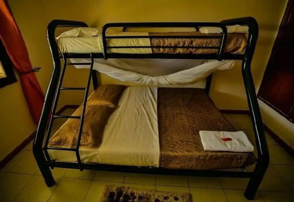Entebbe Vine Inn