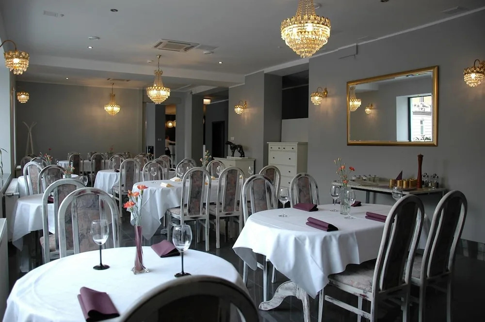 Hotel Opera